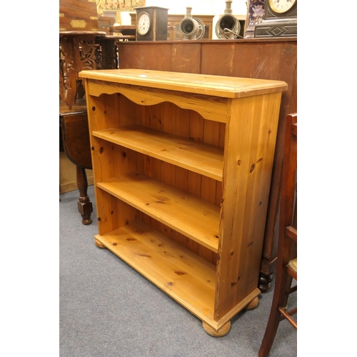 669 - Modern pine open bookcase