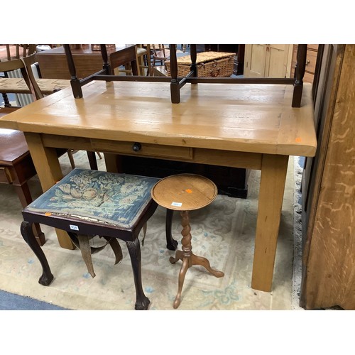 727a - Modern light oak country kitchen table with drawer