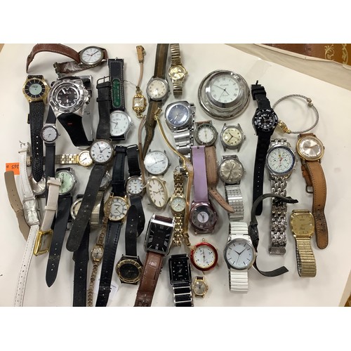 434 - Assortment of modern fashion wristwatches, both ladies' and gent's