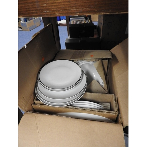 81 - Boxed, appears to be unused, continental dinner service