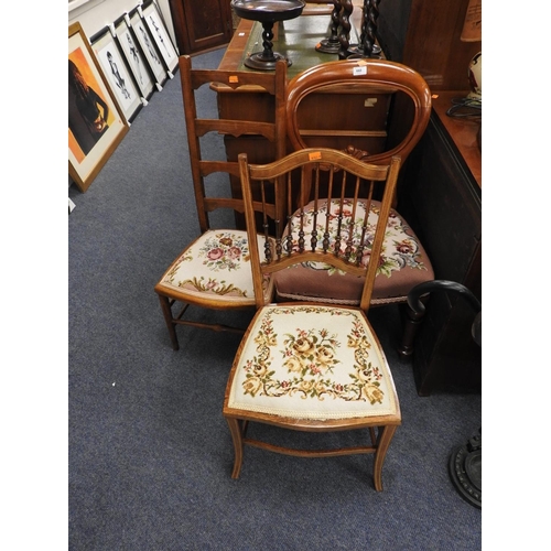 660 - Edwardian mahogany and inlaid bobbin backed side chair with needlework seat, two further chairs with... 