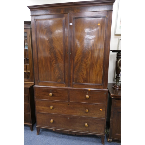 554 - Late Regency mahogany linen press, width 123cm, height 216cm