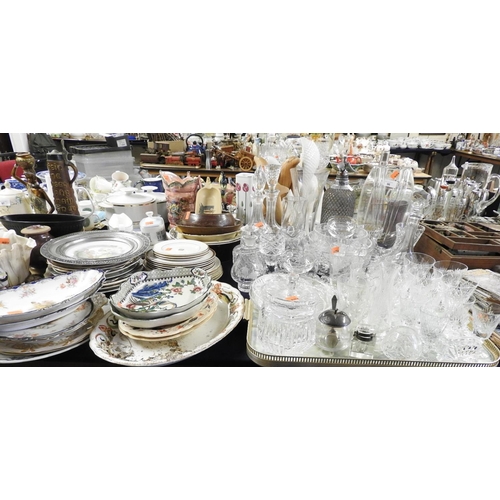 96 - Assorted glassware including vases, decanters, fruit bowls, water jugs, candlesticks, Babycham glass... 