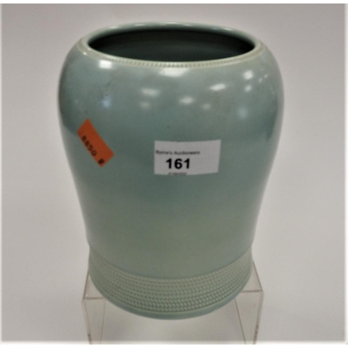 161 - Susie Cooper jade green vase '517'