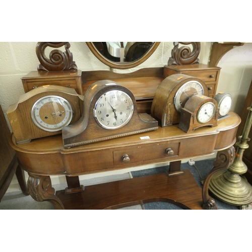 423 - Three oak cased chiming mantel clocks, oak mantel timepiece and a Westclox Big Ben alarm clock (5)