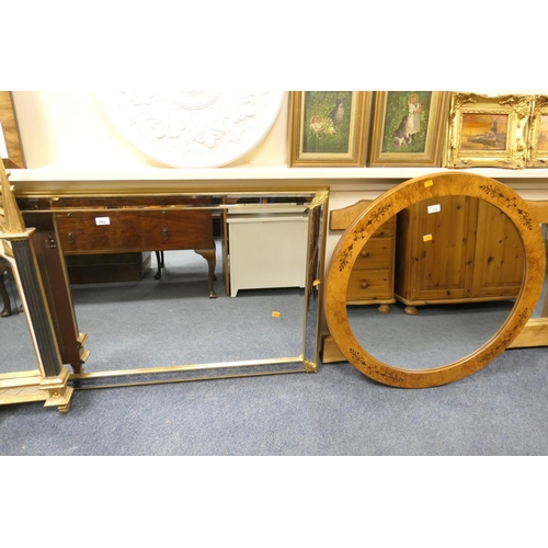 504 - Maple bordered circular wall mirror, 80cm diameter, and a modern bevelled glass wall mirror with gil... 