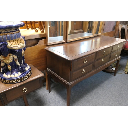 577 - Stag part bedroom suite comprising dressing table and continental headboard