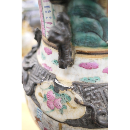 61 - Chinese famille rose vase, late 19th Century, decorated with myriad warriors in famille rose colours... 