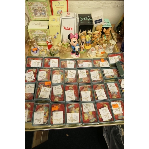 38 - Collection of Pendelfin limited edition Christmas collectables, boxed and with certificates, and ass... 