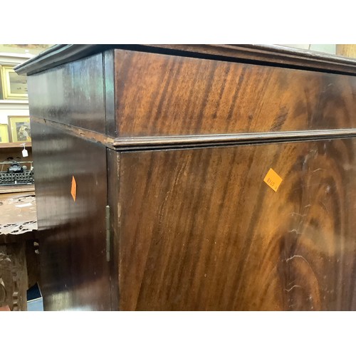 678 - Mahogany stationery cabinet