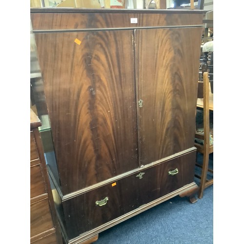 678 - Mahogany stationery cabinet