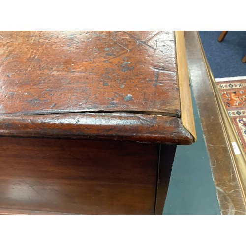 639 - Victorian mahogany collector's table cabinet