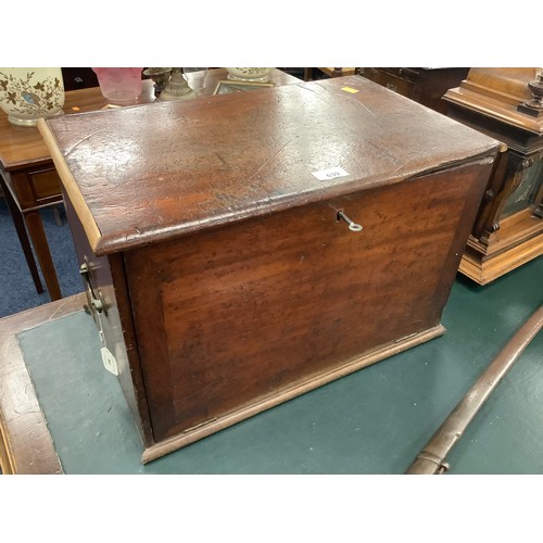 639 - Victorian mahogany collector's table cabinet