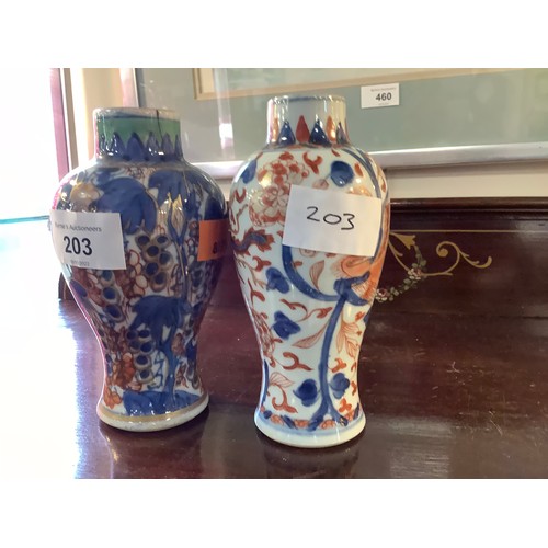 203 - Chinese clobbered blue and white small vase and further Chinese Imari vase (2)