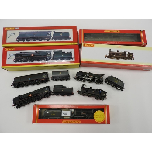 146 - Hornby 00 gauge, limited edition, Southern Schools Class, loco and tender, 'St. Lawrence' (boxed); a... 