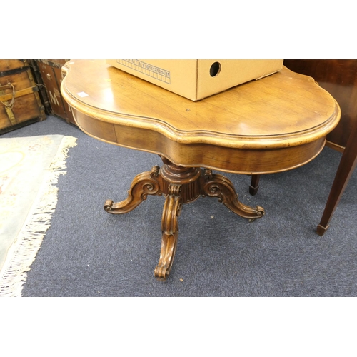 550 - Victorian rosewood pedestal centre table, width 112cm