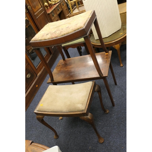 582 - Mahogany and inlaid rectangular occasional table and two stools