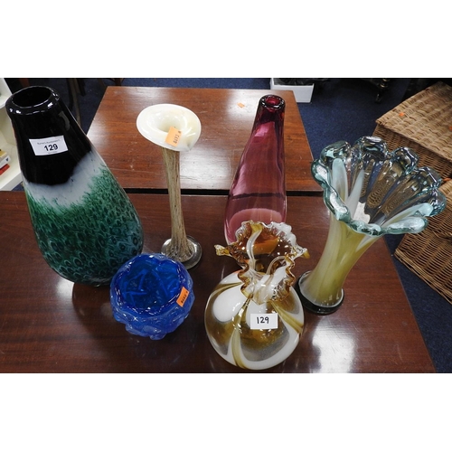 129 - Six pieces of art glassware including five vases and a heavy blue ground and aerated bowl