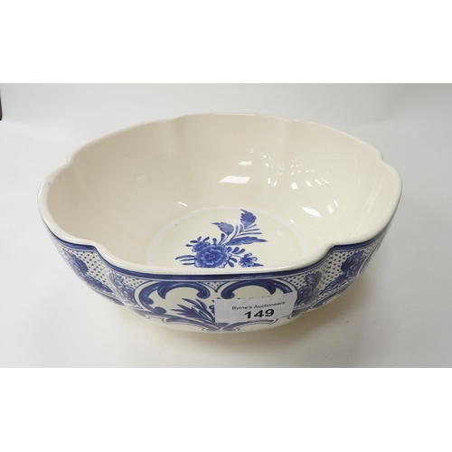 149 - 'Tiffany Delft' blue and white fruit bowl, made exclusively for Tiffany & Co.