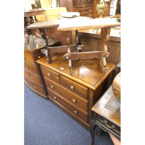 505 - Two oak stools and a mahogany chest of drawers (3)