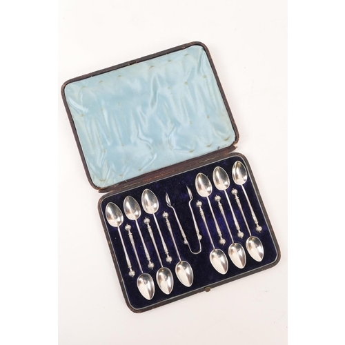 159 - Set of twelve Victorian silver teaspoons,  maker RM/EH, Sheffield 1886, each with ball terminal, wei... 