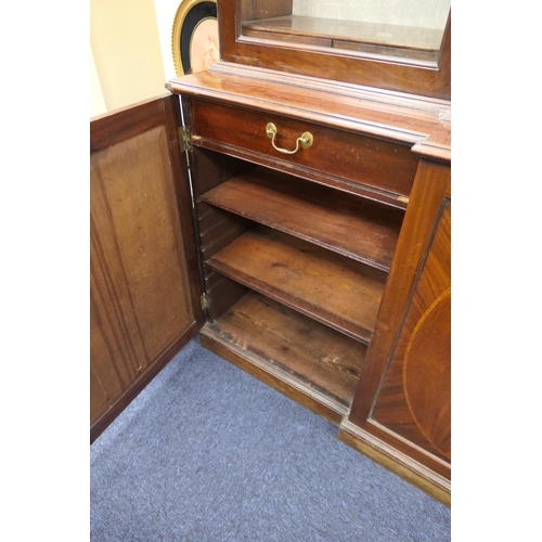 627 - Late 19th Century mahogany and inlaid breakfront library bookcase, in Georgian style, having a mould... 