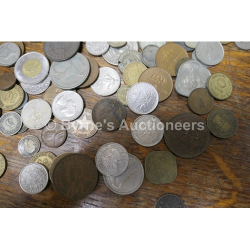 207 - Mixed world coins, mostly 20th Century