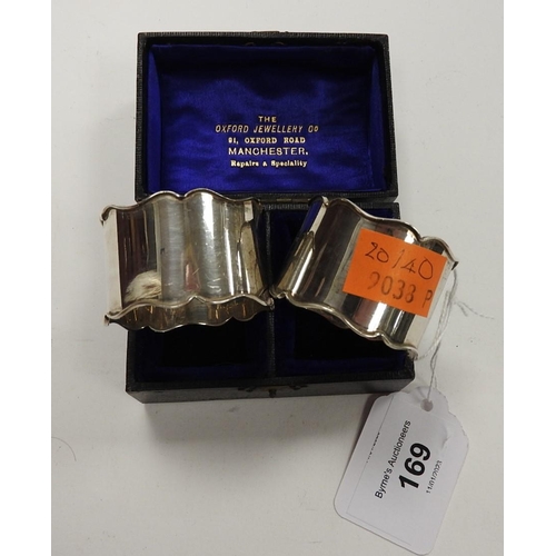 169 - Pair of silver napkin rings, Birmingham 1945, weight 31g, boxed