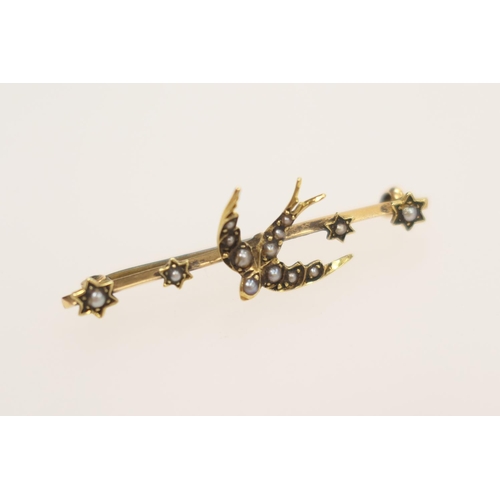 204 - Late Victorian 15ct gold and seed pearl swallow bar brooch, gross weight 2.8g