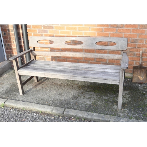 515 - Wooden garden bench, width 160cm