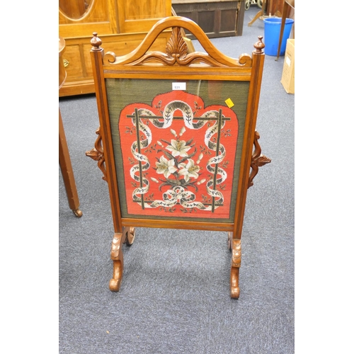 531 - Victorian mahogany and Berlin beadwork firescreen