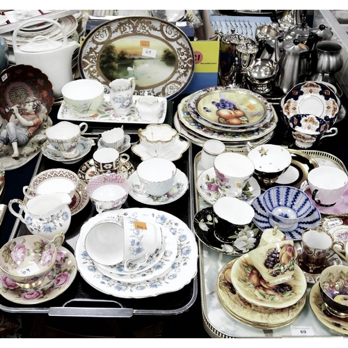 69 - Mixed cups and saucers including Royal Albert Heirloom pattern, Aynsley Orchard Gold pattern, Dresde... 