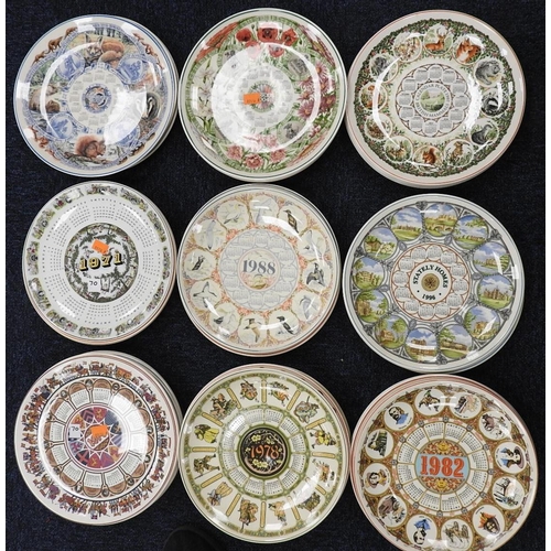 70 - Approx. 40 Wedgwood collectors plates, mostly 1970s, 80s and 90s