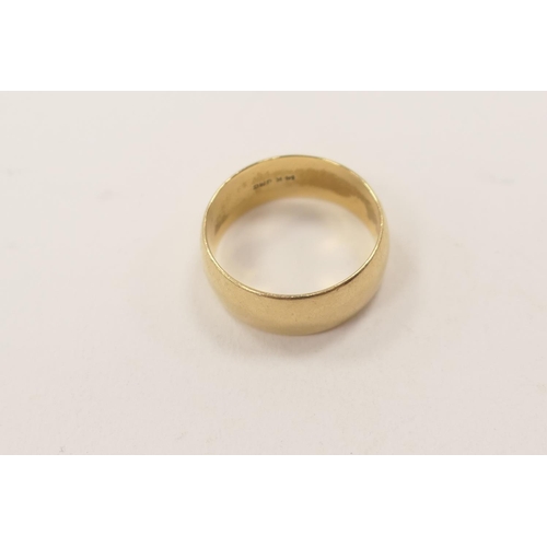 288 - 14ct gold wedding ring, weight 7.1g