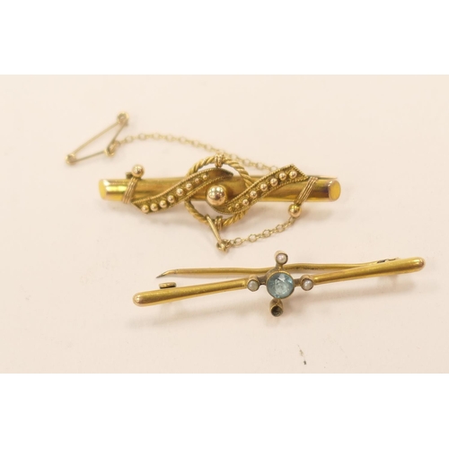 291 - Edwardian 9ct gold beaded bar brooch; also a further 9ct gold gem set bar brooch (2), gross weight 6... 