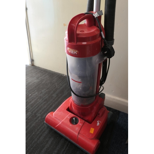 500 - Vax vacuum cleaner