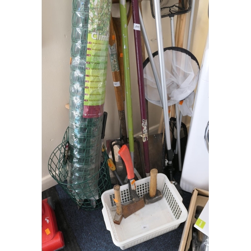 501 - Assorted gardening tools including climbing mesh, spades, fork, pond nets etc