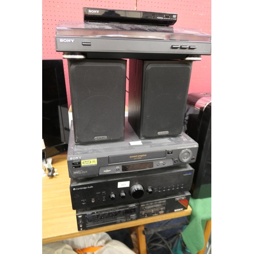 513 - Sony stereo separates including turntable and DVD player, also a Cambridge Audio amplifier