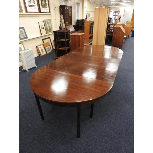 559 - Georgian mahogany D-end dining table, length when extended 296cm, width 130cm