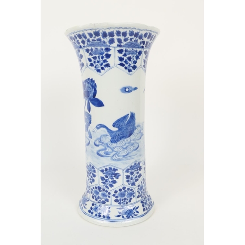 98 - Chinese blue and white cylinder vase, late 19th/early 20th Century, decorated with ducks and lotus w... 