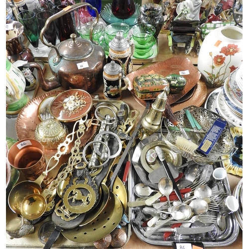 86 - Victorian copper kettle, other copper wares, ornamental brassware including horse brasses and dairy ... 