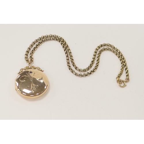 400 - 9ct gold belcher chain necklace, 45cm, weight 11.1g; also a 9ct gold back-and-front circular picture... 