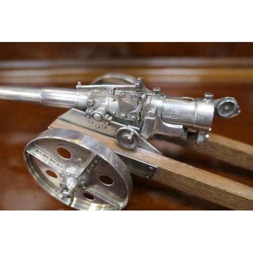 60 - Unusual silver and wooden model of a Boer War naval carriage gun, maker ED, London 1900, barrel leng... 