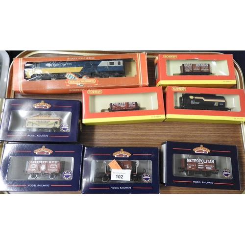 102 - Hornby 00 gauge Intercity 125 locomotive, boxed, also four Bachmann wagons, boxed, and three Hornby ... 