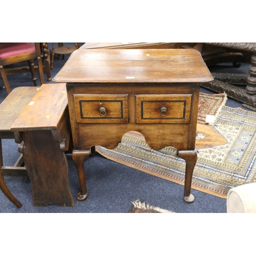 526 - Oak lowboy, circa 1800, width 73cm