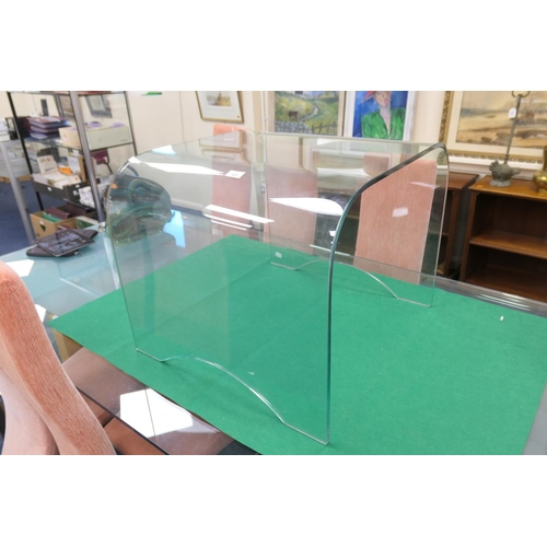 469 - Modernist plate glass table, width 60cm, depth 65cm, height 51cm