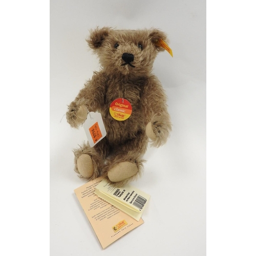 420 - Steiff original classic teddy bear, 25cm, with tags and box