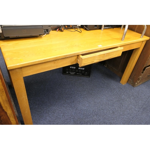 541 - Light oak work table, length 152cm