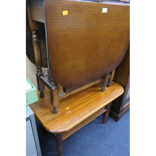 548 - Oak gateleg table and a mahogany coffee table (2)