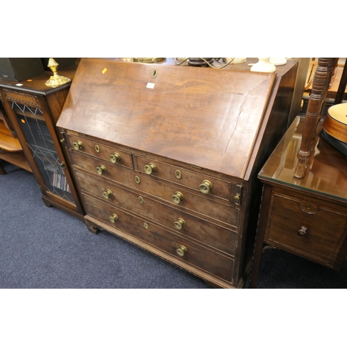 552 - George III mahogany bureau, circa 1800, width 106cm